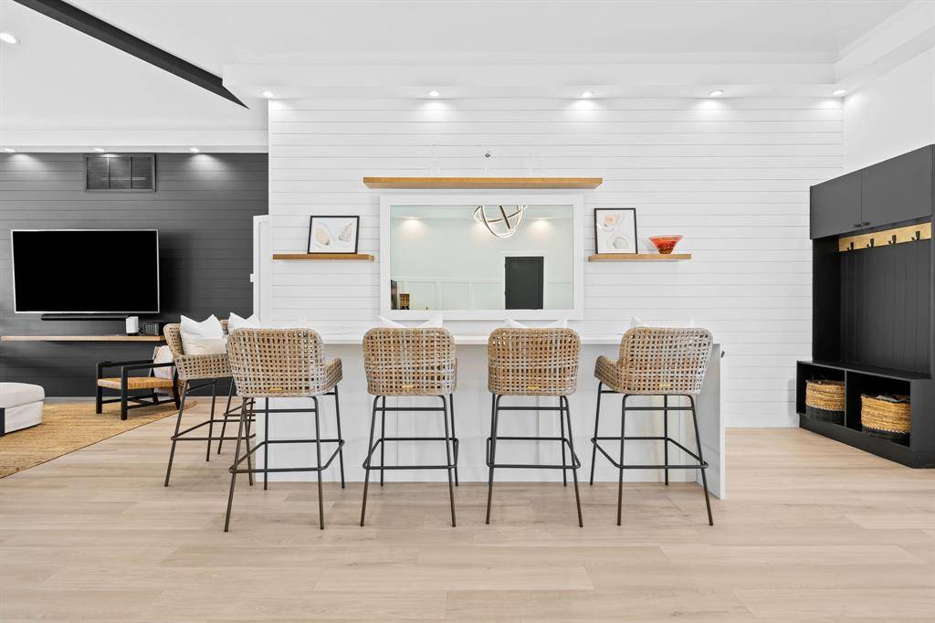 Boca Raton, FL 33487,710 NE 69th Street