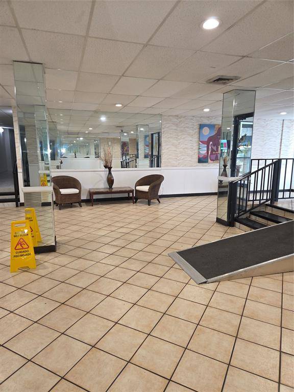 Lauderhill, FL 33319,4158 Inverrary Dr #104