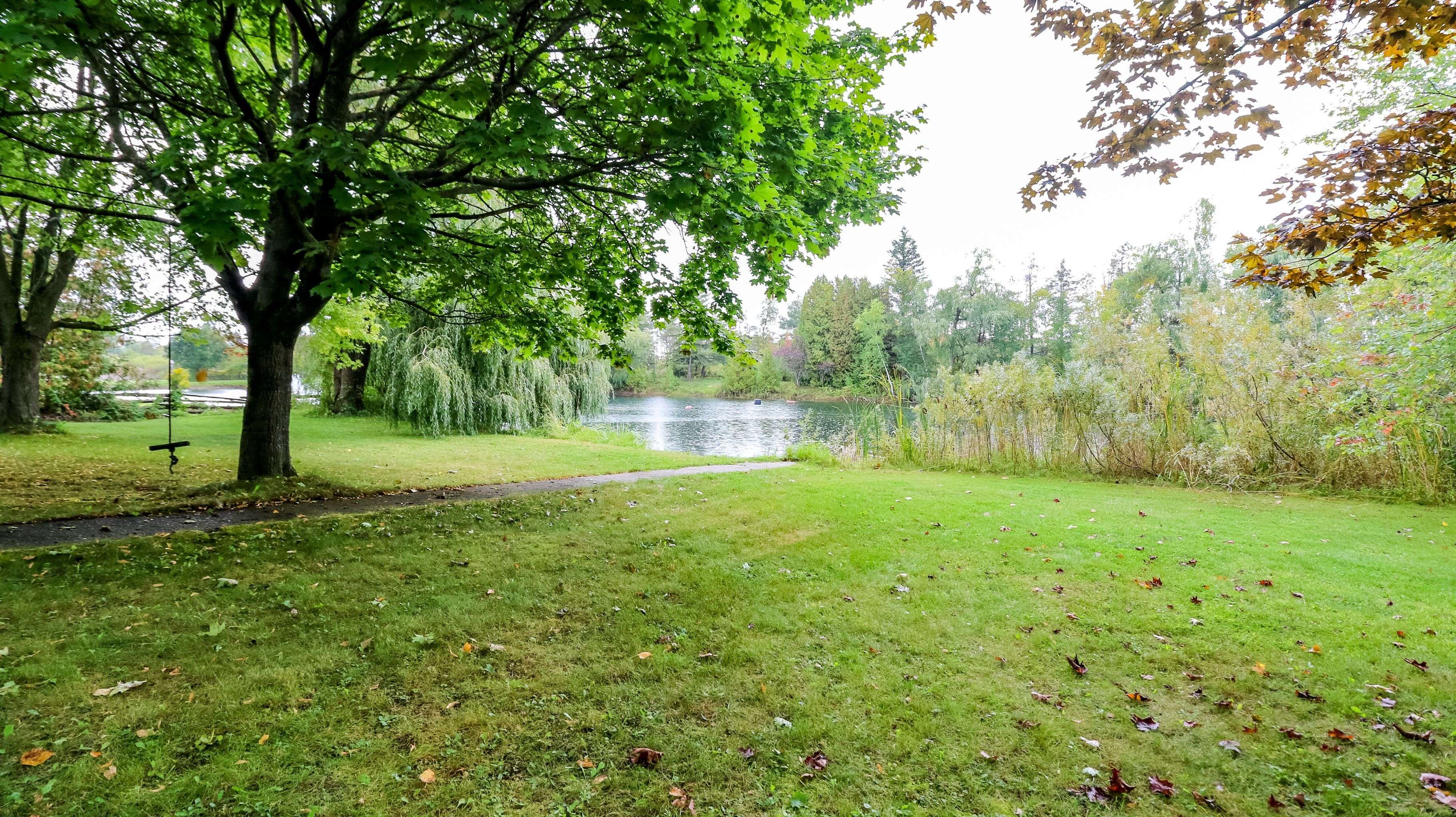 Bradford West Gwillimbury, ON L0L 1R0,2717 Line 13 Line