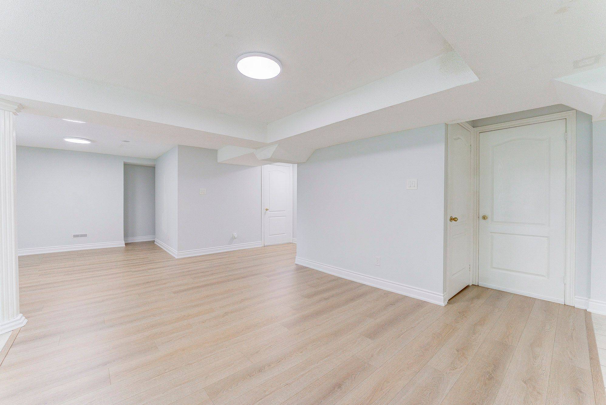 Markham, ON L6C 1Y2,338 Calvert RD