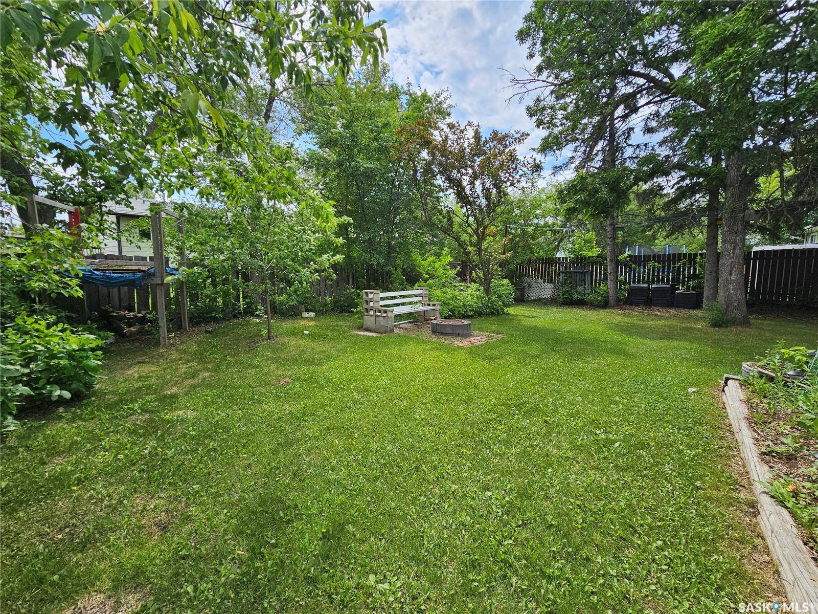 Meadow Lake, SK S9X 1A9,508 5th AVENUE W