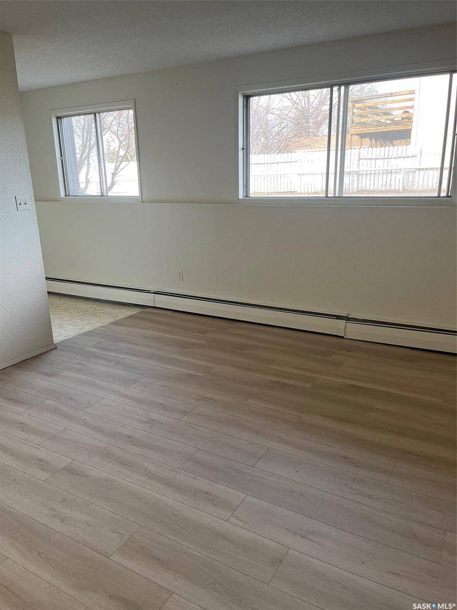 Weyburn, SK S4H 2Y4,551-531-12 13th STREET NW