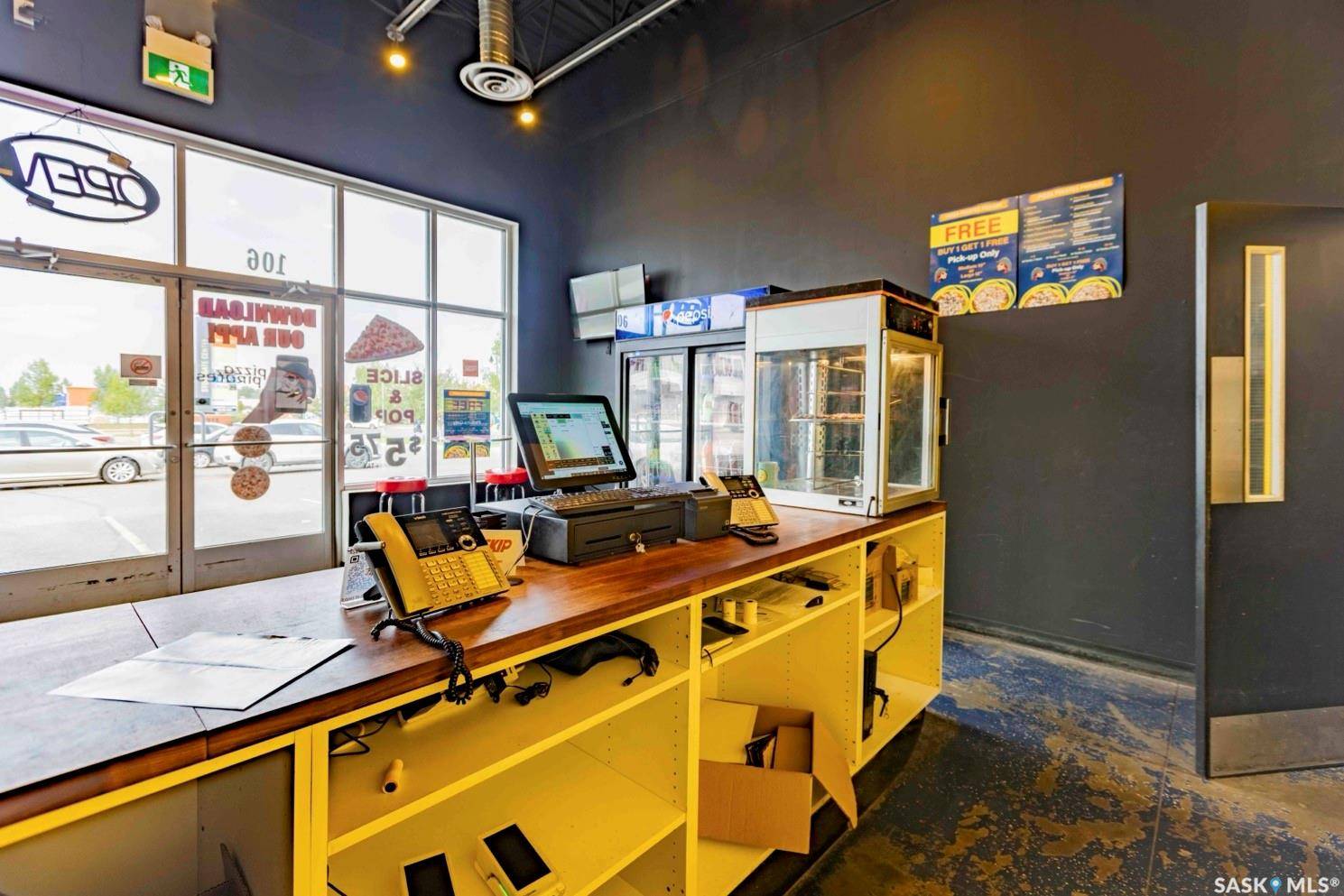 Saskatoon, SK S7T 0B3,311 Cope LANE #106