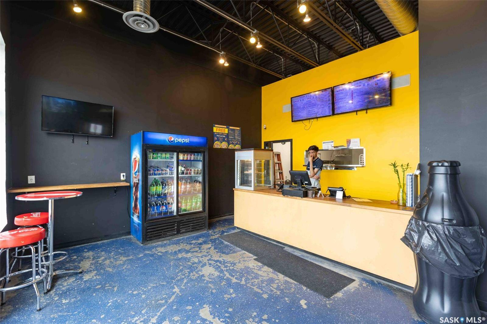 Saskatoon, SK S7T 0B3,311 Cope LANE #106