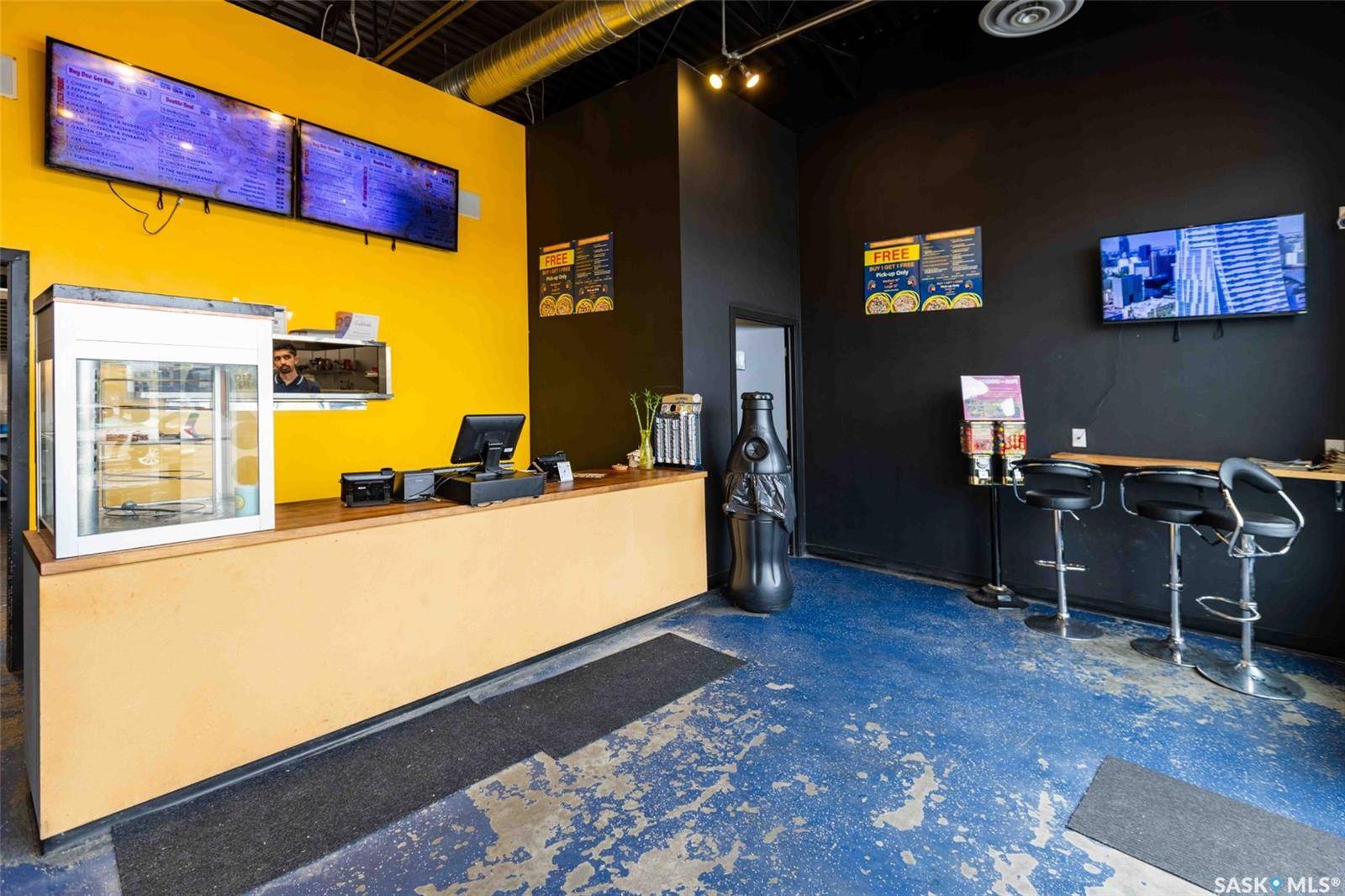 Saskatoon, SK S7T 0B3,311 Cope LANE #106