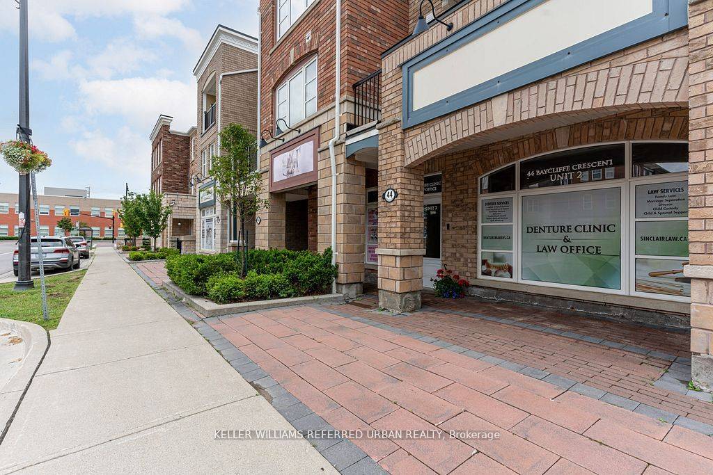 44 Baycliffe CRES #2, Brampton, ON L7A 3Y7