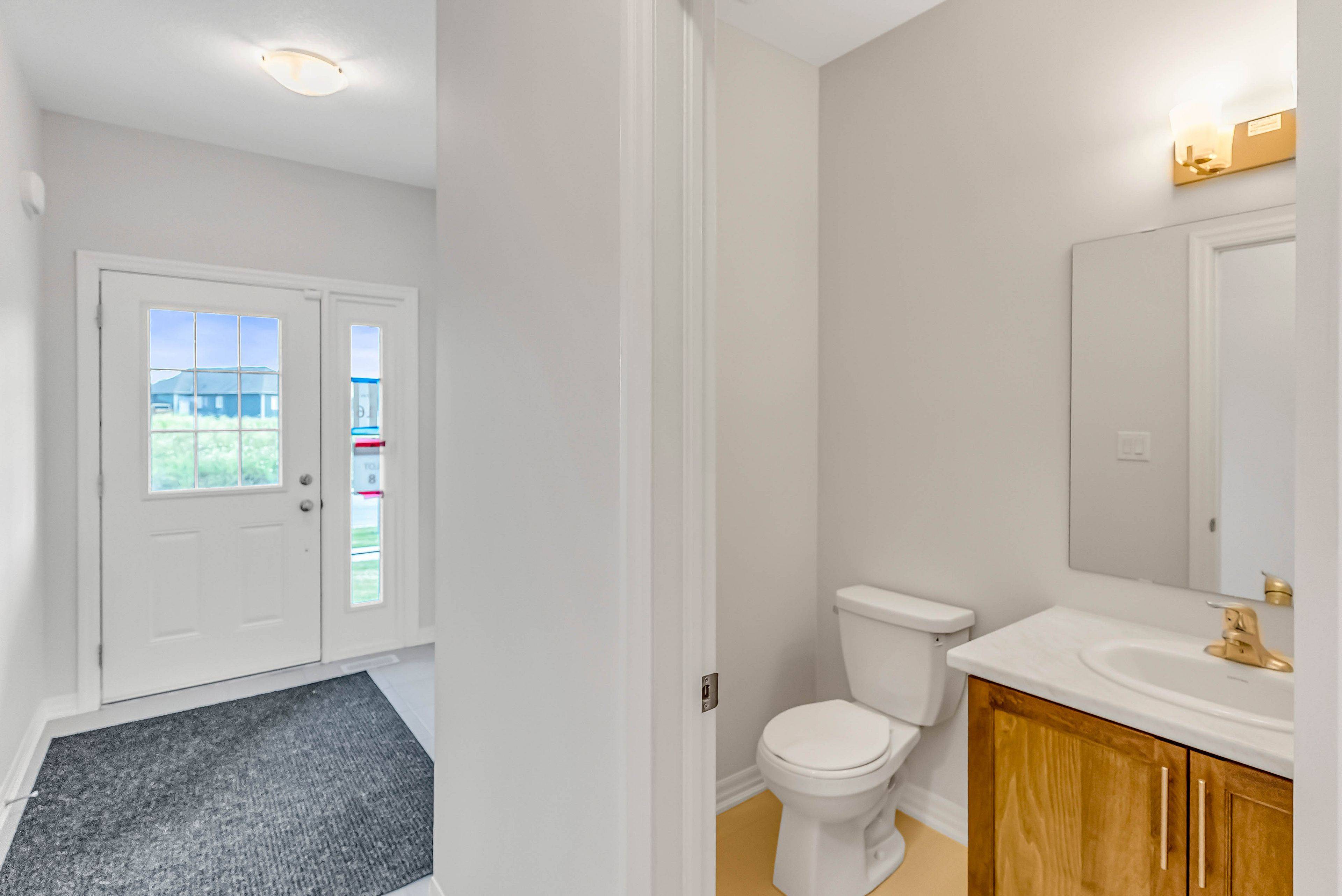 St. Catharines, ON L2M 1R1,16 Bromley DR N