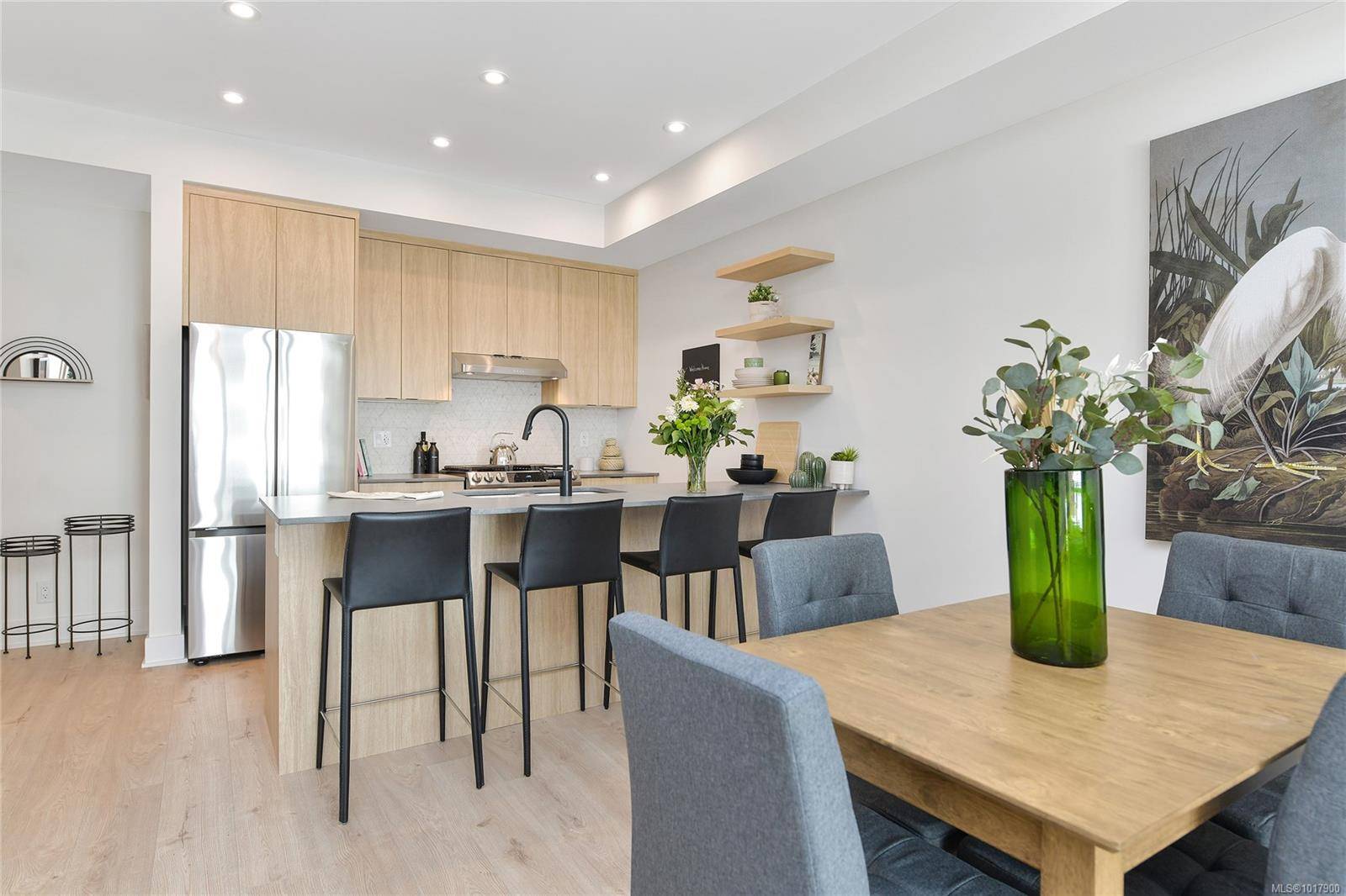 Langford, BC V9B 7C5,1114 Samar Cres #309