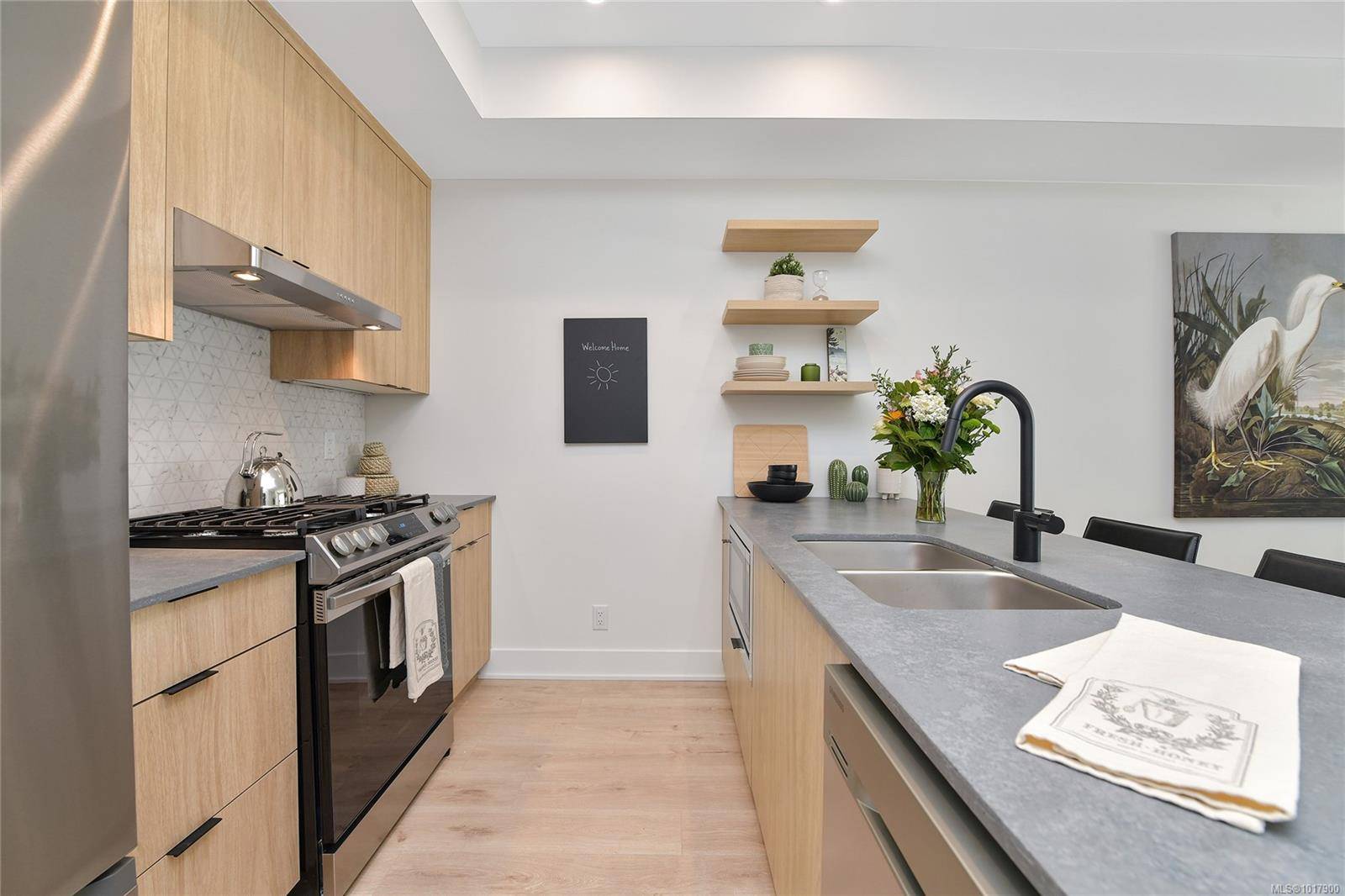 Langford, BC V9B 7C5,1114 Samar Cres #309