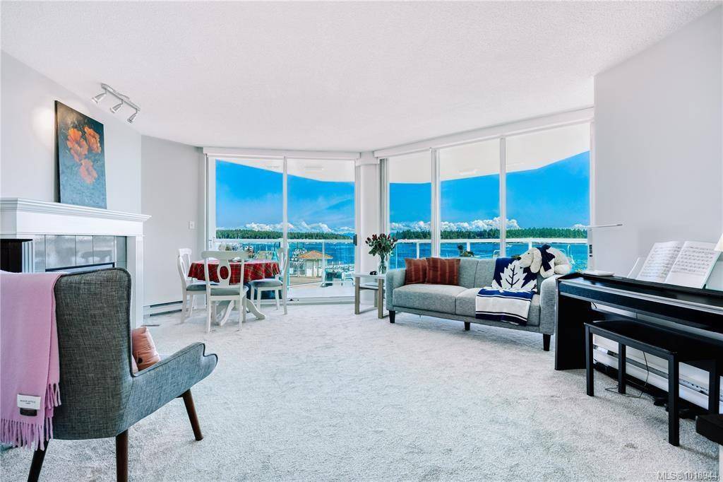 Nanaimo, BC V9R 6M6,150 Promenade Dr #208