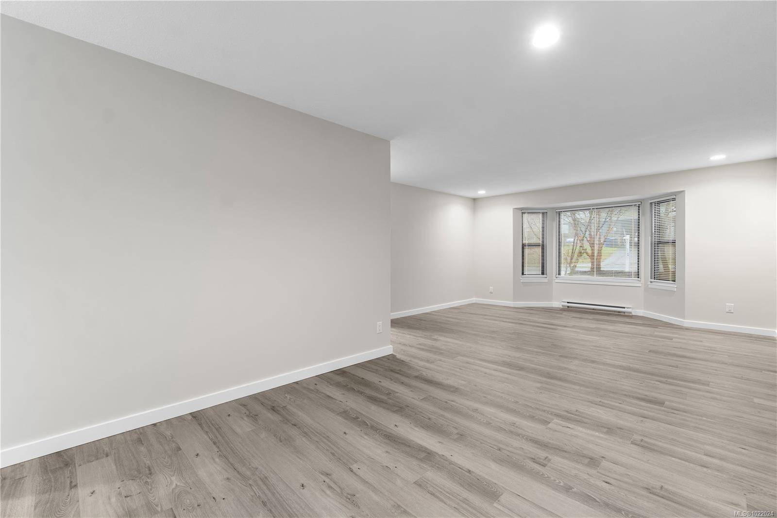 Nanaimo, BC V9T 4C5,3732 Cottleview Dr