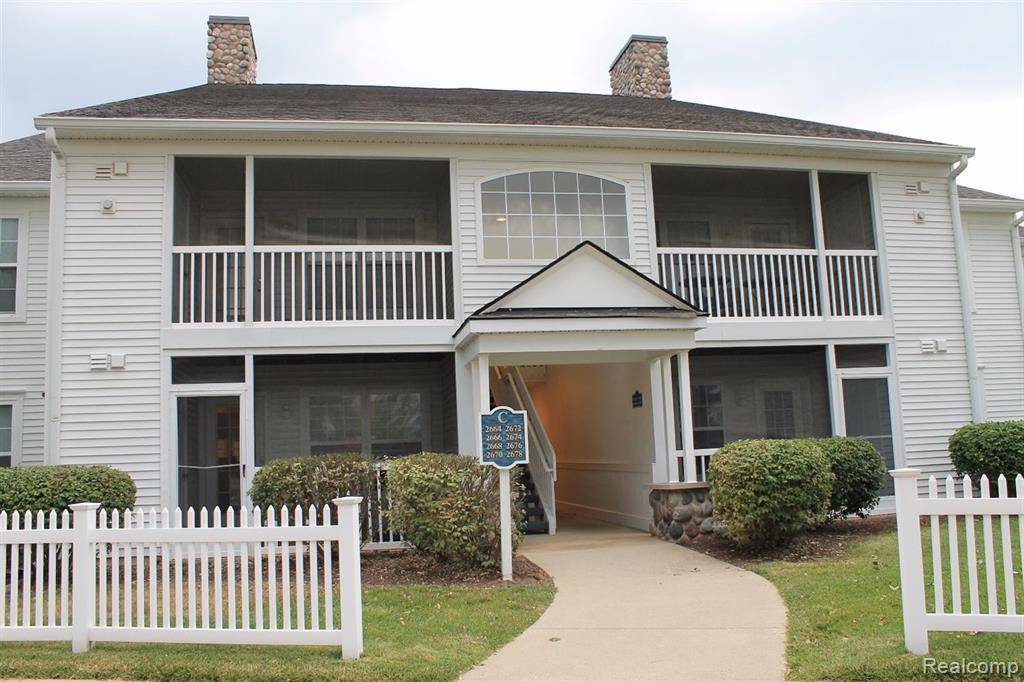 Ann Arbor, MI 48105,2664 S KNIGHTSBRIDGE CIR