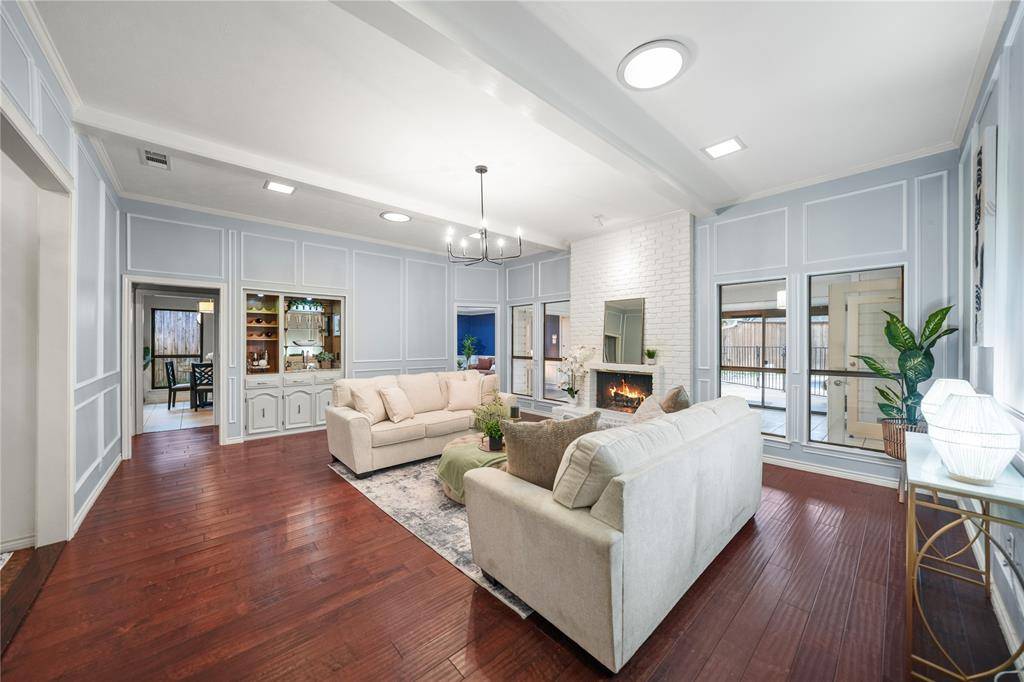 Dallas, TX 75248,6211 White Rose Trail