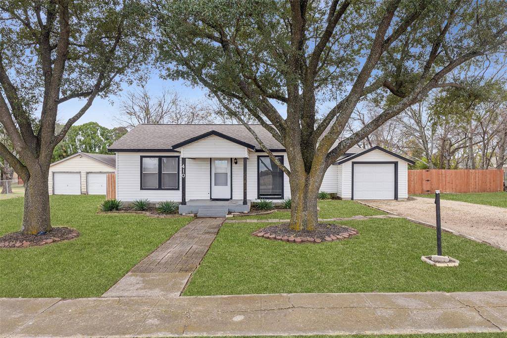 Hutchins, TX 75141,410 Ayres Street