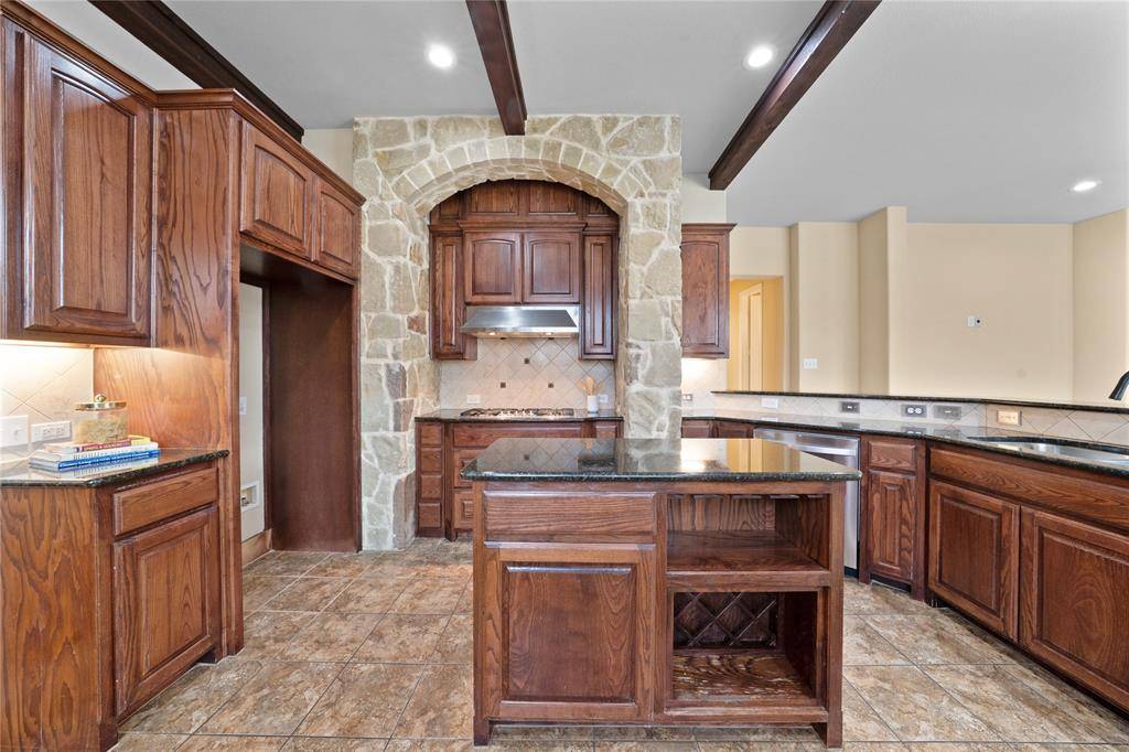 Arlington, TX 76012,1806 Park Highland Way