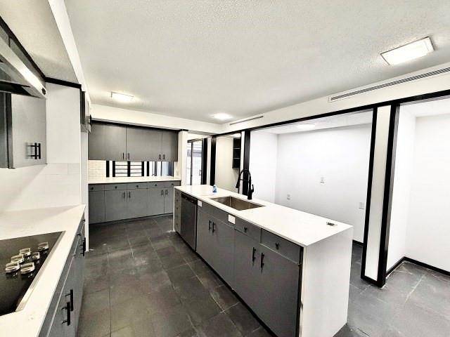 De Leon, TX 76444,424 S Comanche Drive