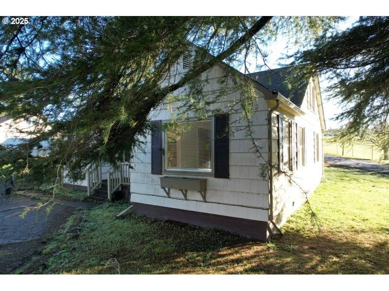 Astoria, OR 97103,92187 LEWIS AND CLARK RD