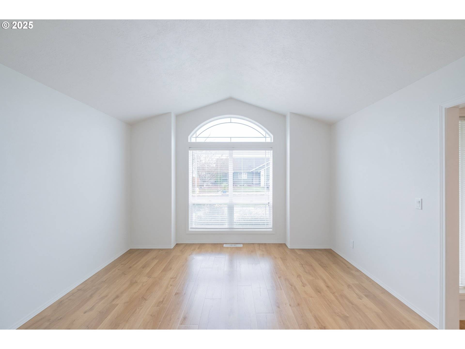 Albany, OR 97321,1851 COUGAR AVE