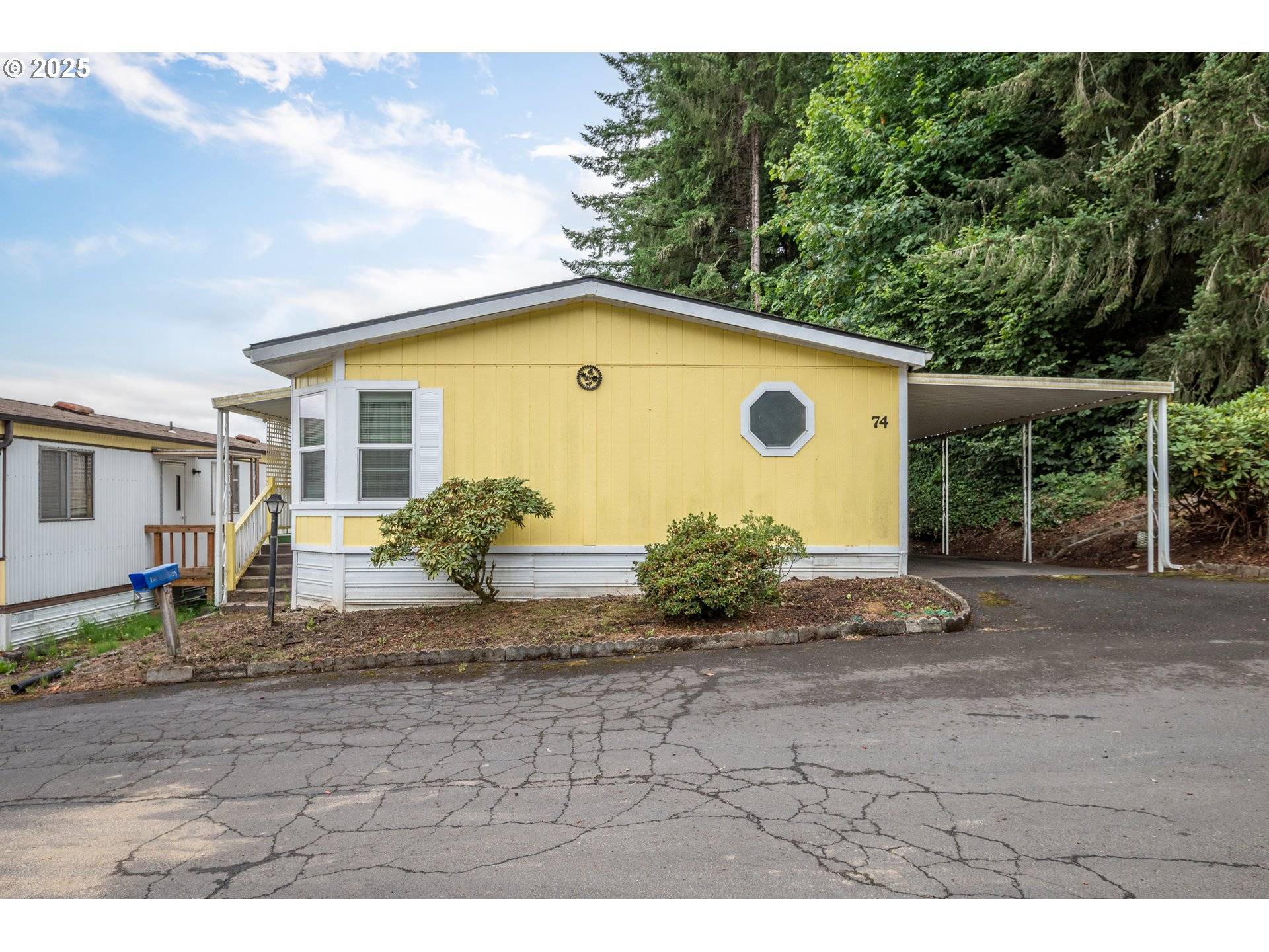 Kelso, WA 98626,1965 WESTSIDE HWY #74