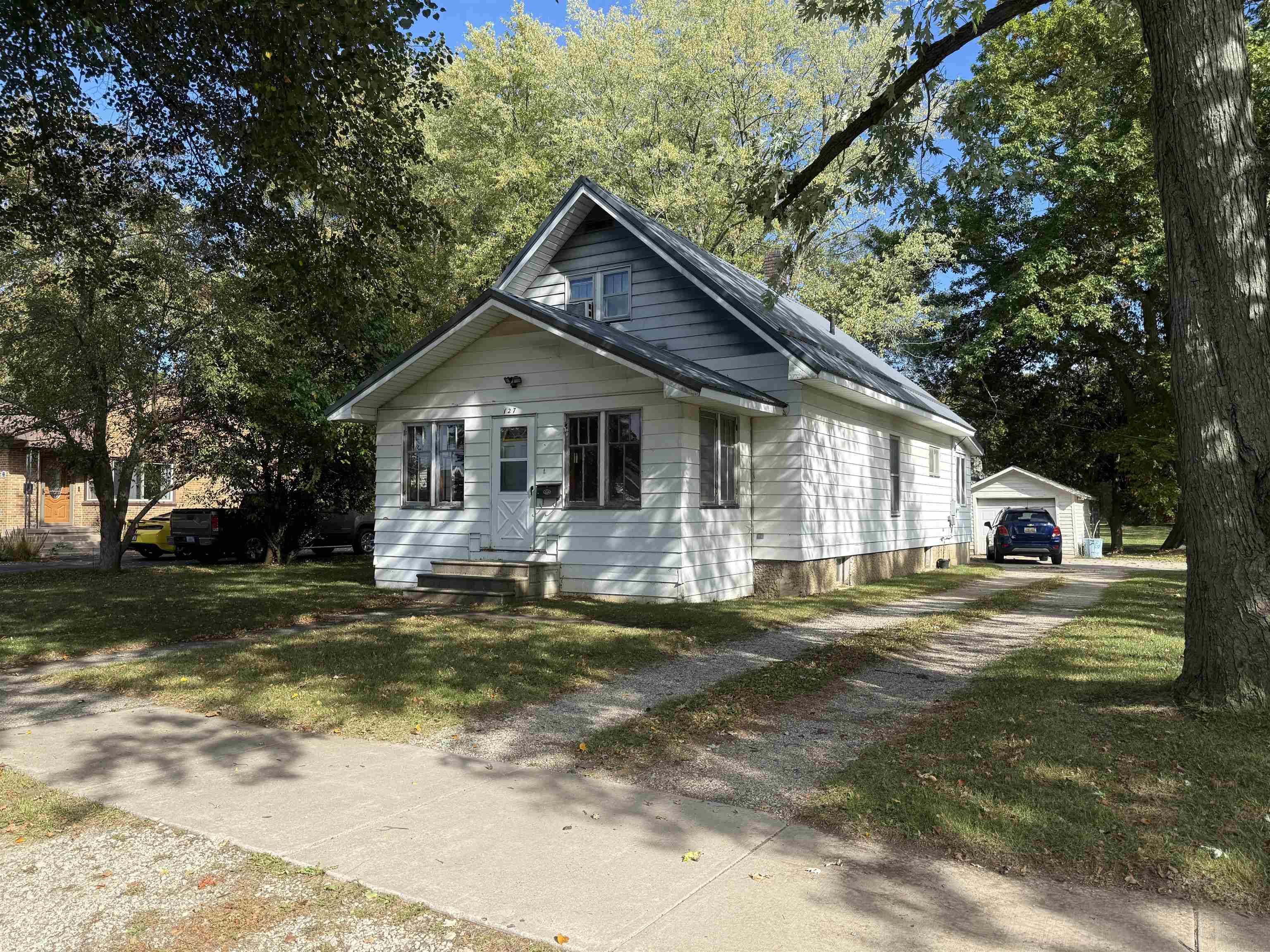 Alma, MI 48801,127 S State ST