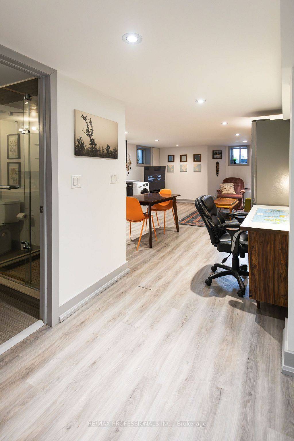 Toronto C02, ON M6G 3E6,627 Christie ST #Lower