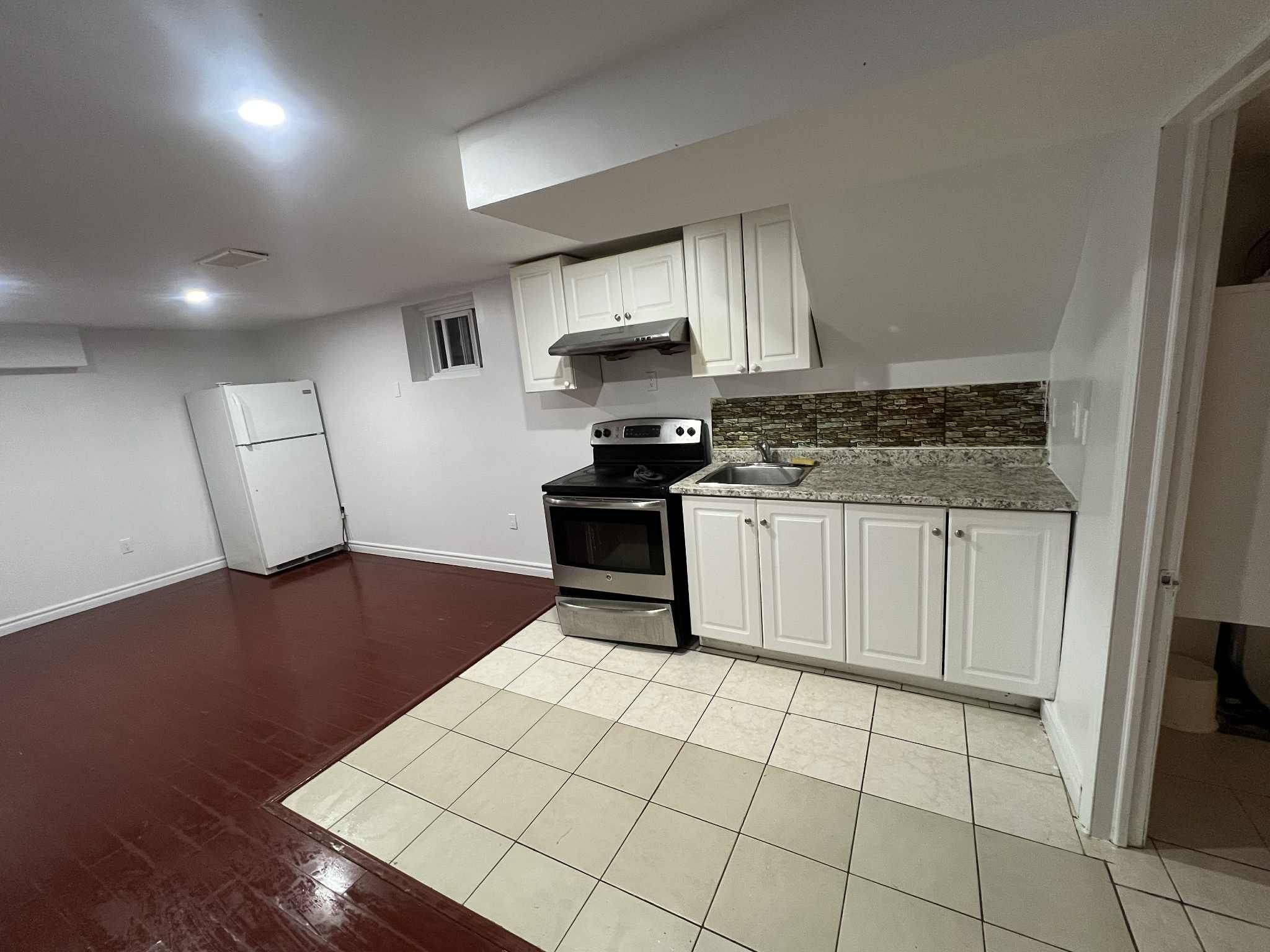 Toronto E09, ON M1G 1Y8,137 Janray DR #Bsmt