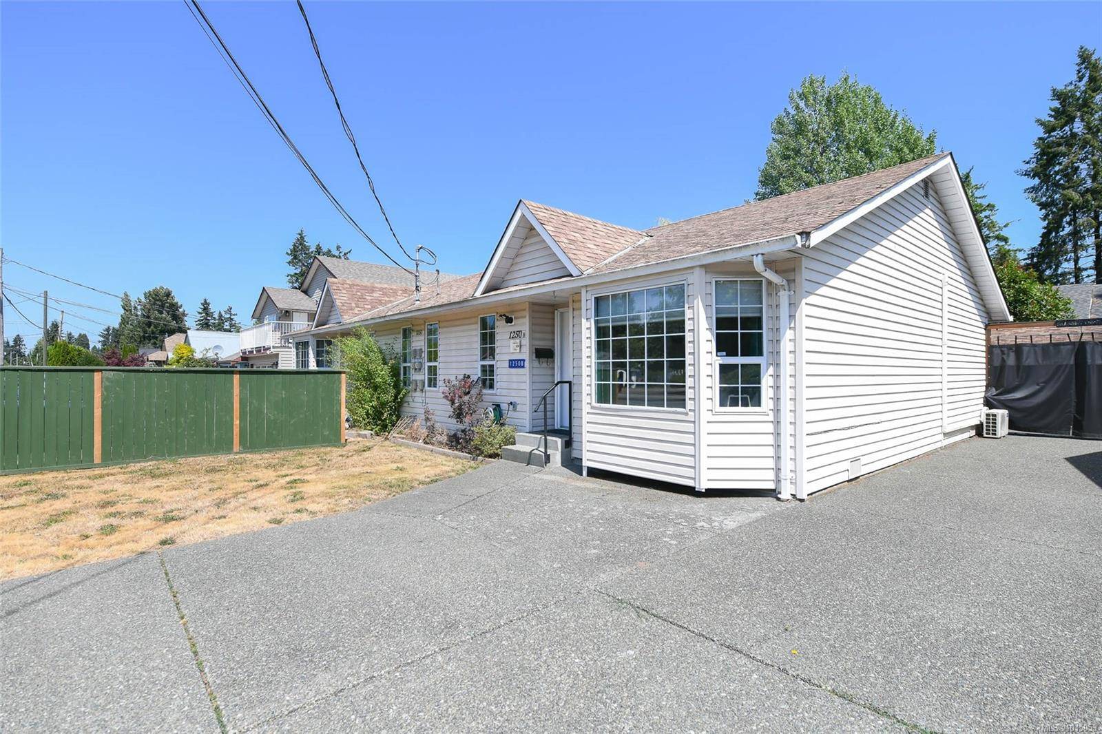 Courtenay, BC V9N 3H4,1250 Stewart Ave #B