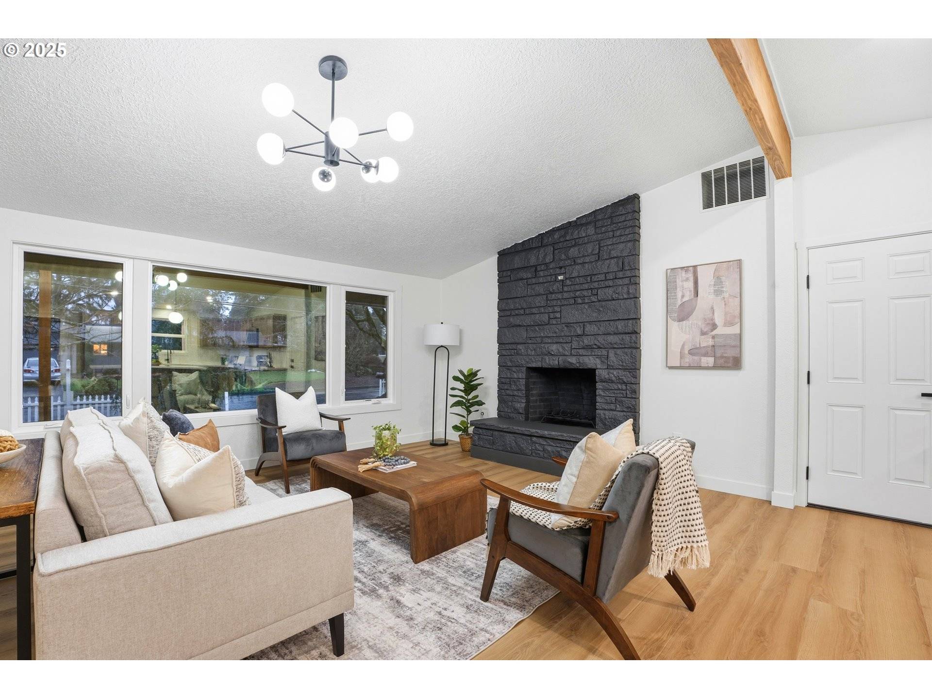 Milwaukie, OR 97267,5189 SE LA MESA WAY