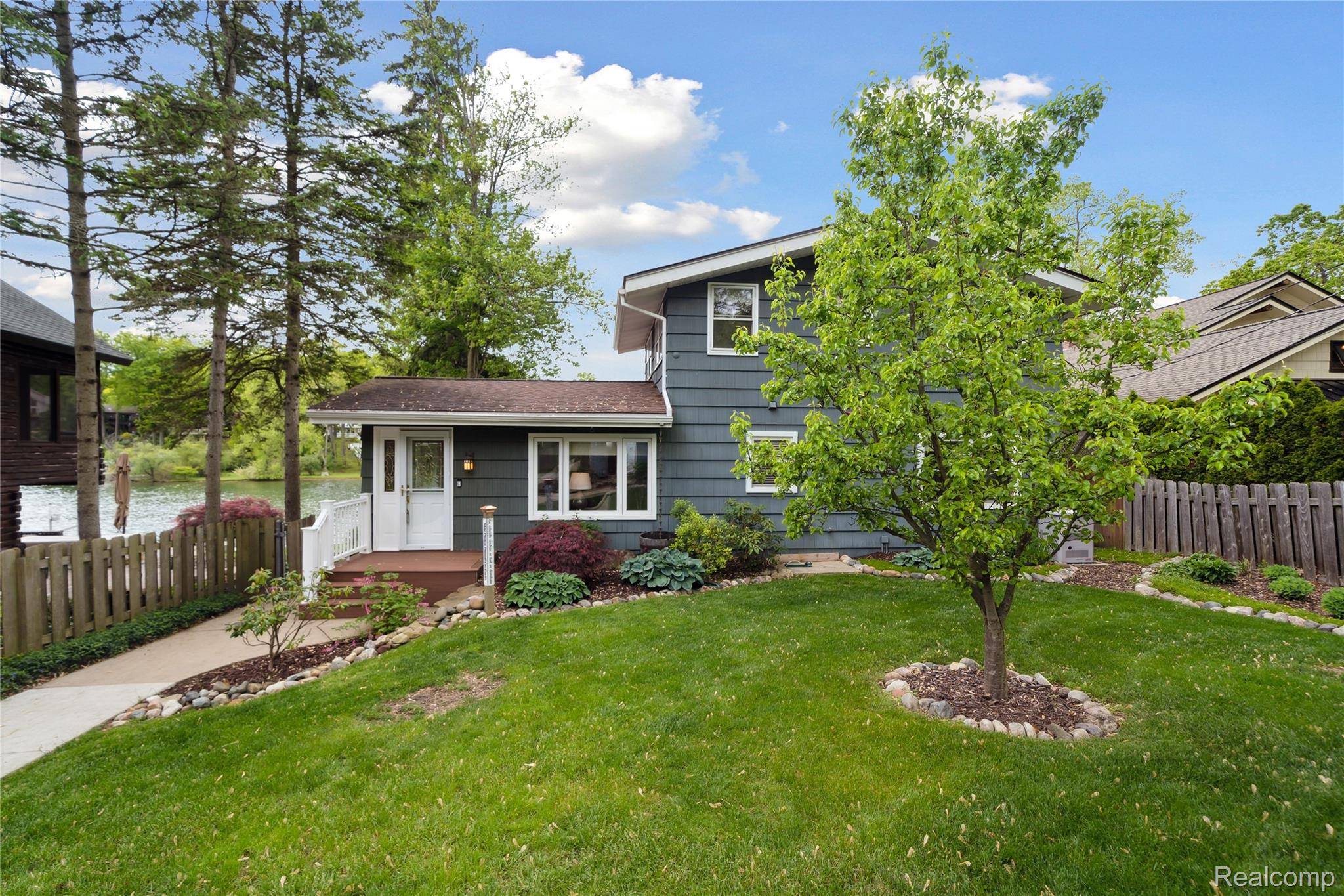 White Lake, MI 48383,2009 RIDGE RD