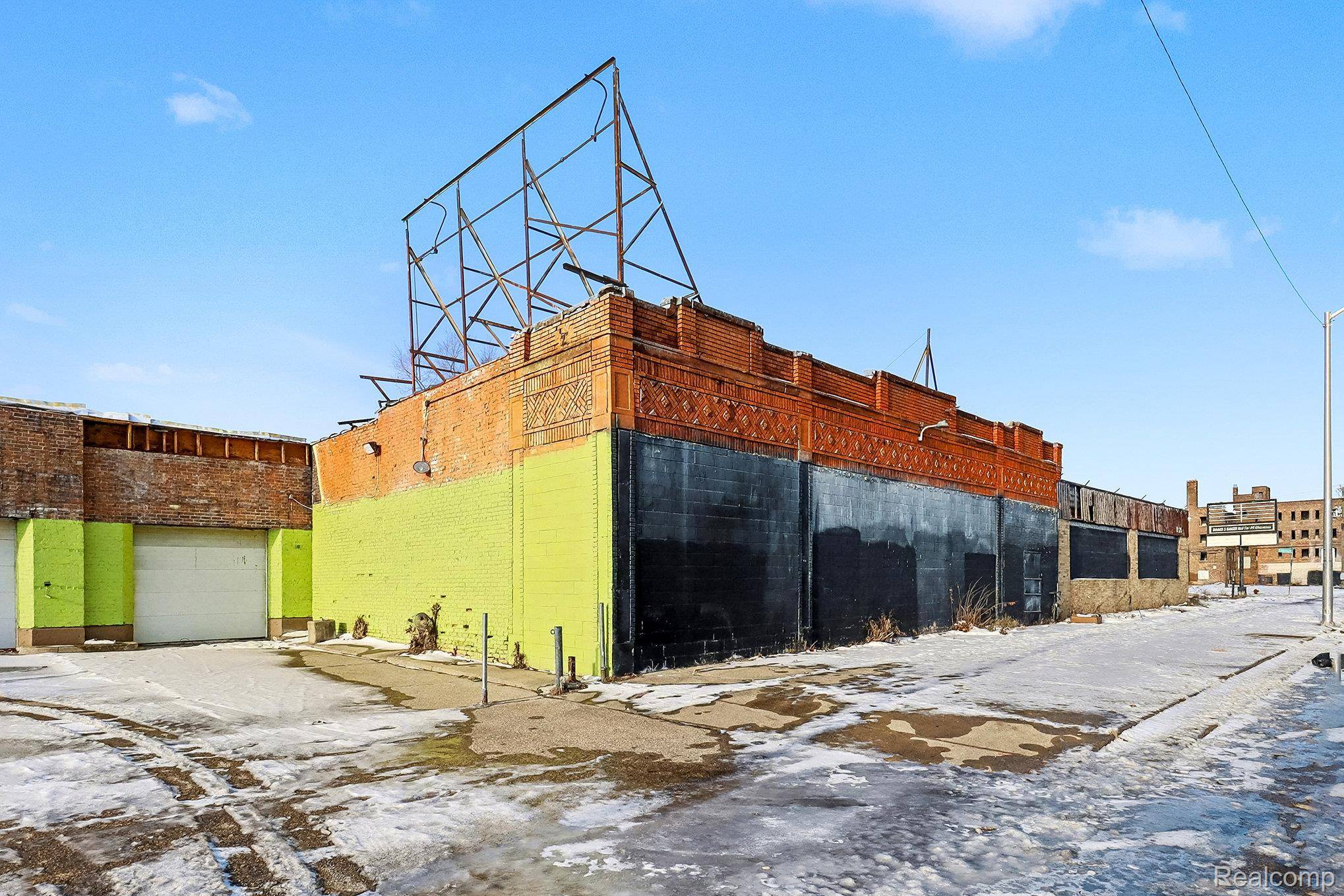 Detroit, MI 48202,11325 Hamilton AVE