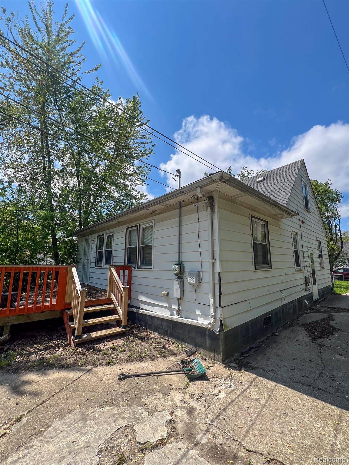 Detroit, MI 48224,12260 WAYBURN ST