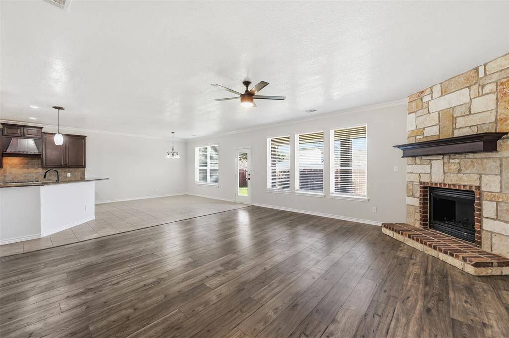 Burleson, TX 76028,851 Valley Ridge Road