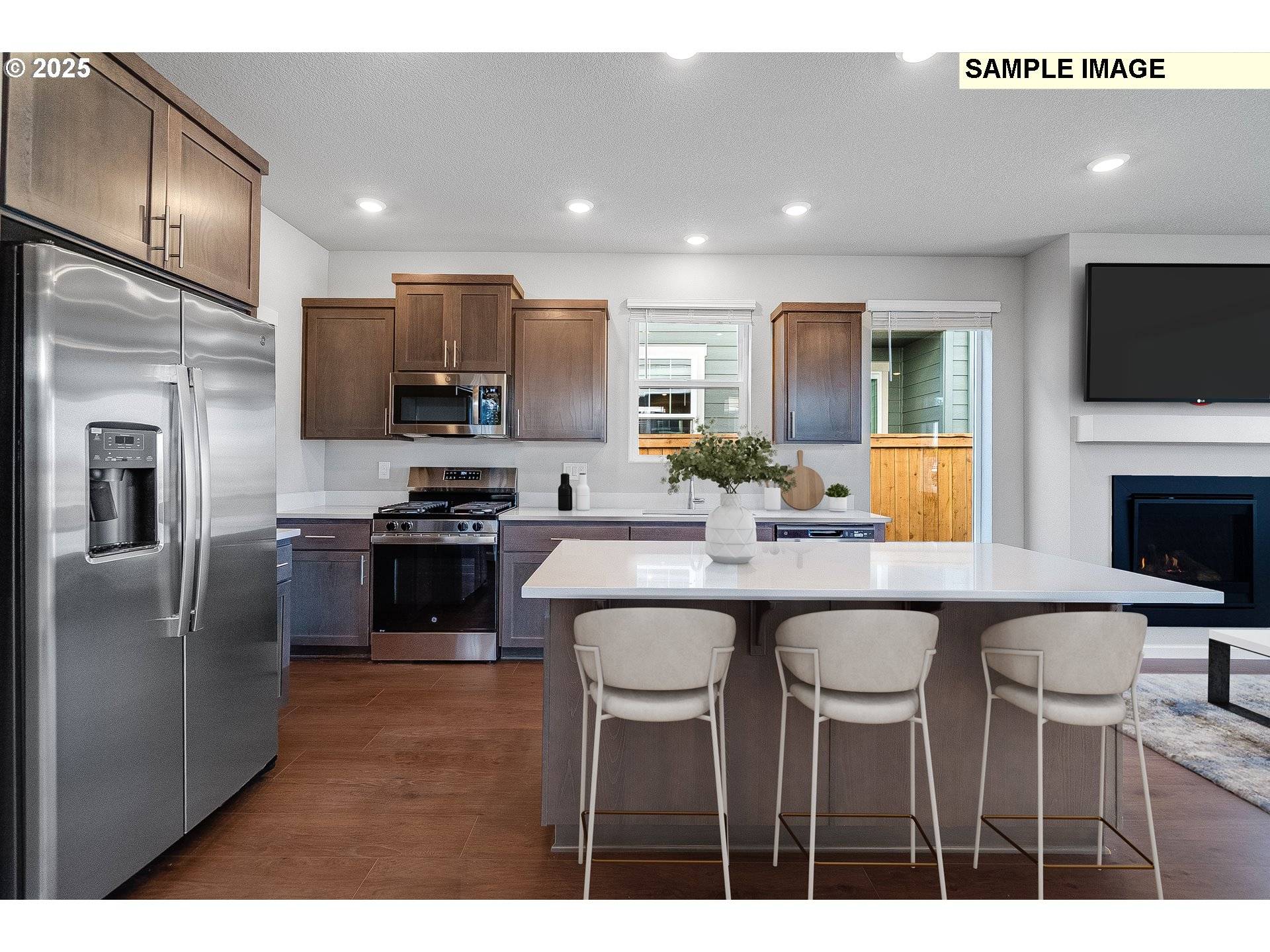 Hillsboro, OR 97123,8473 SE Apricot LN