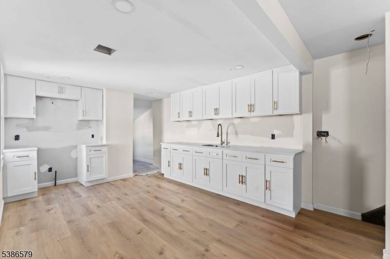 City Of Orange Twp., NJ 07050,585 Mcchesney St