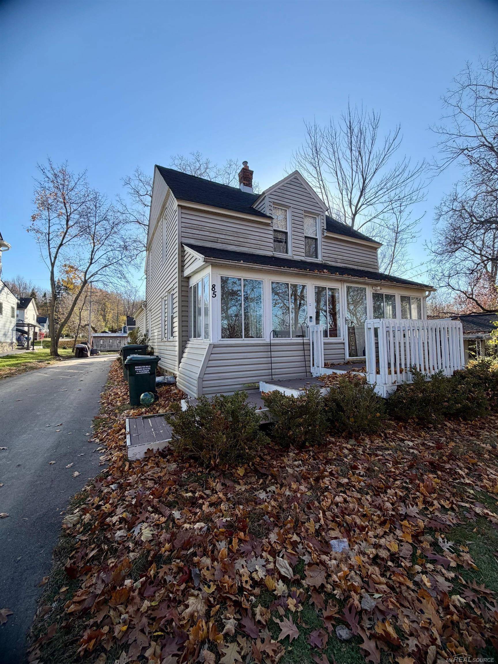 Rochester Hills, MI 48307,85 Childress AVE