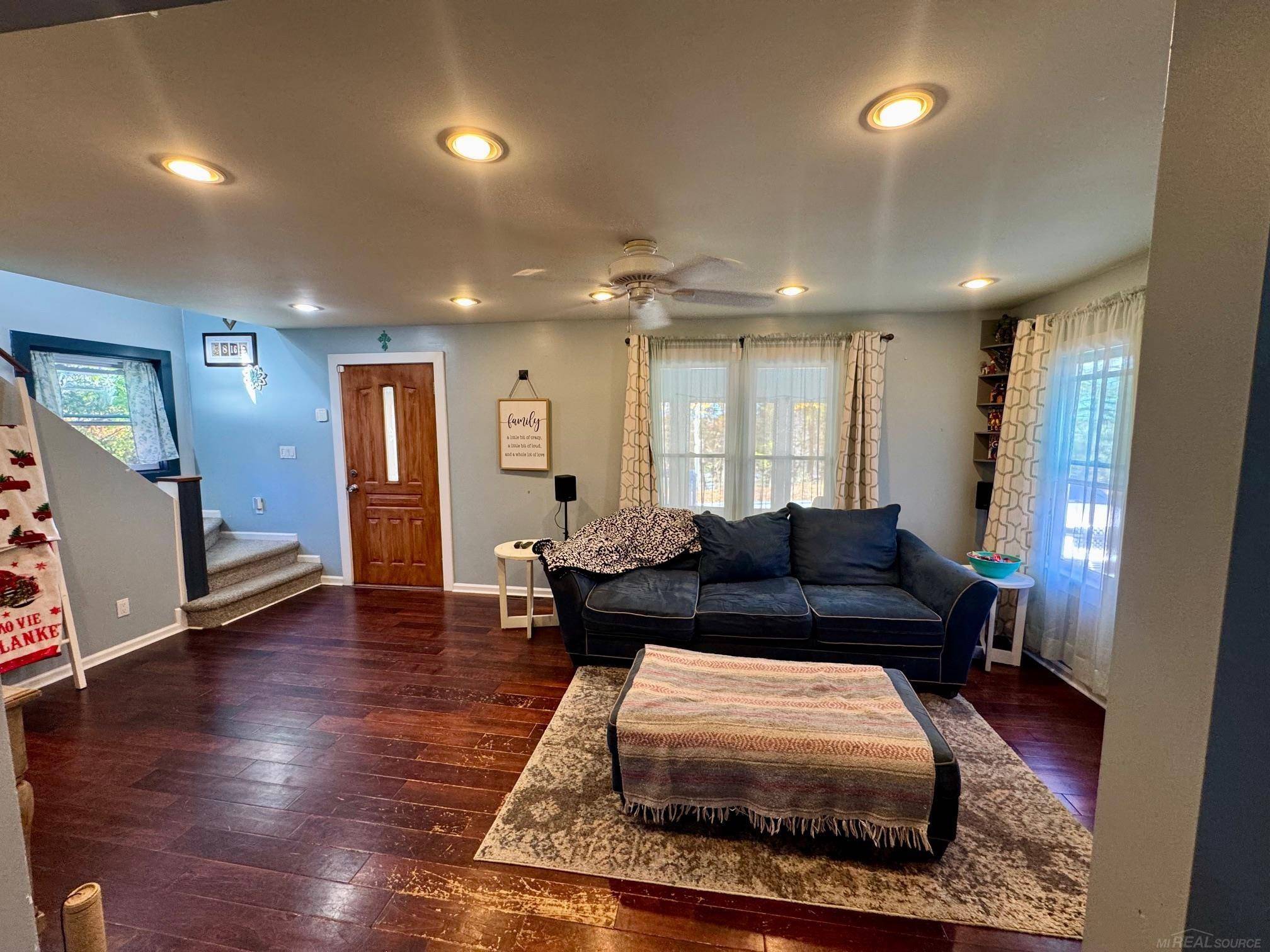 Rochester Hills, MI 48307,85 Childress AVE