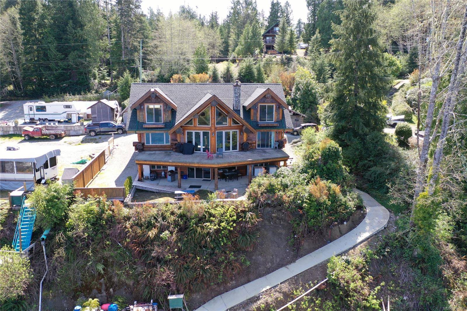 Bamfield, BC V0R 1B0,326 Tower Rd