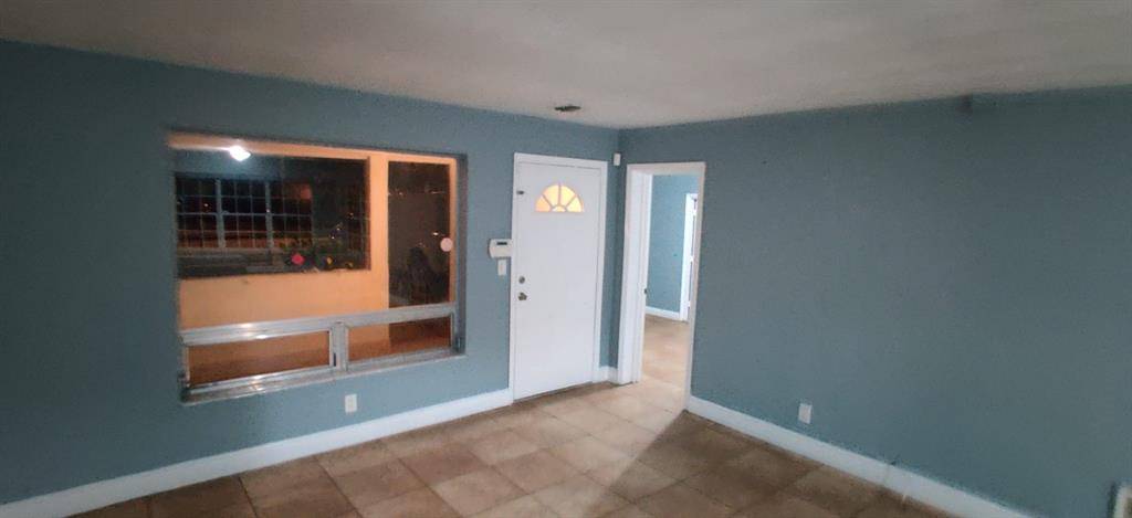 Lauderhill, FL 33311,3651 NW 9th St