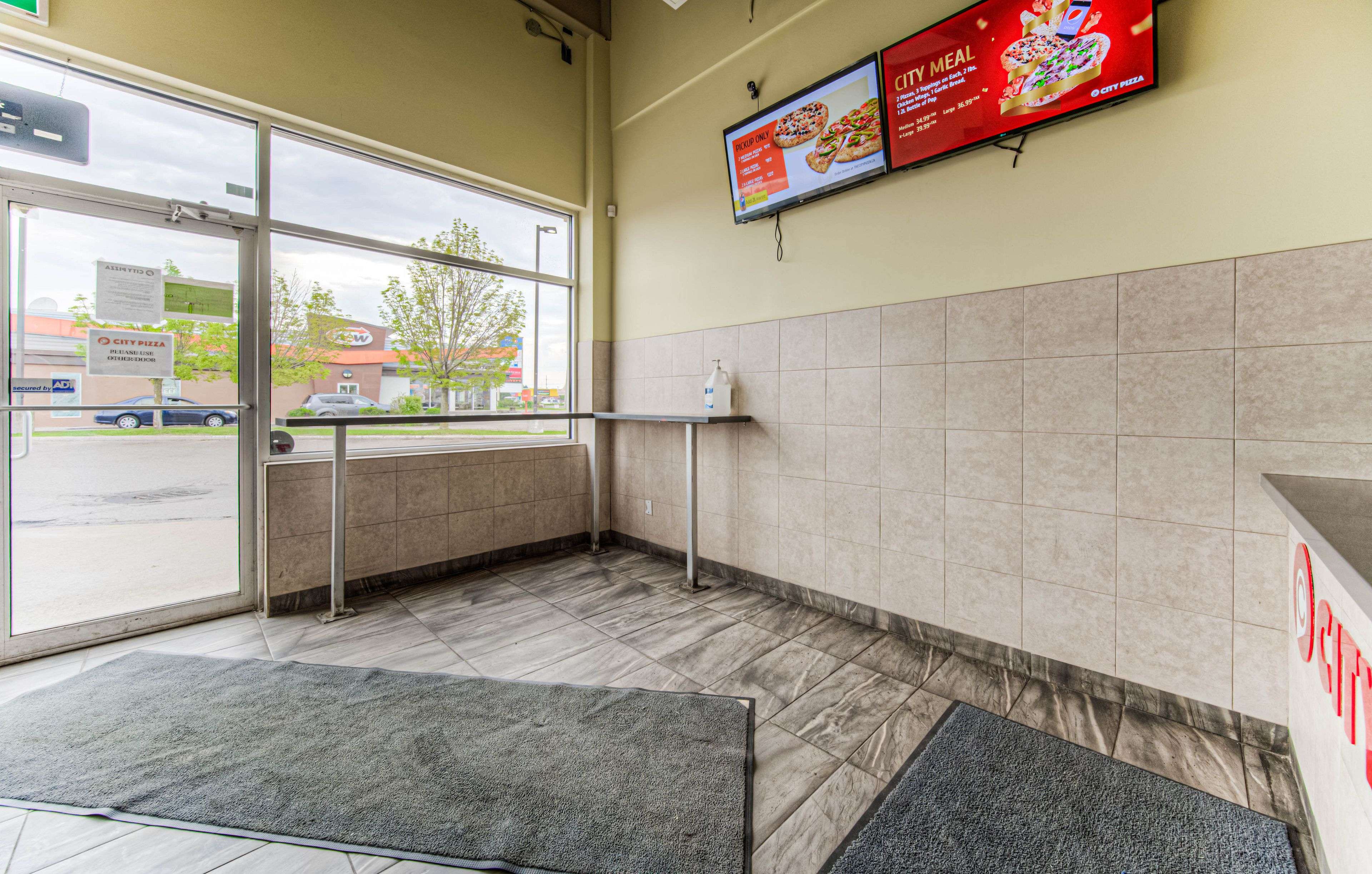 Cambridge, ON N1R 2J8,580 Hespeler RD #B2