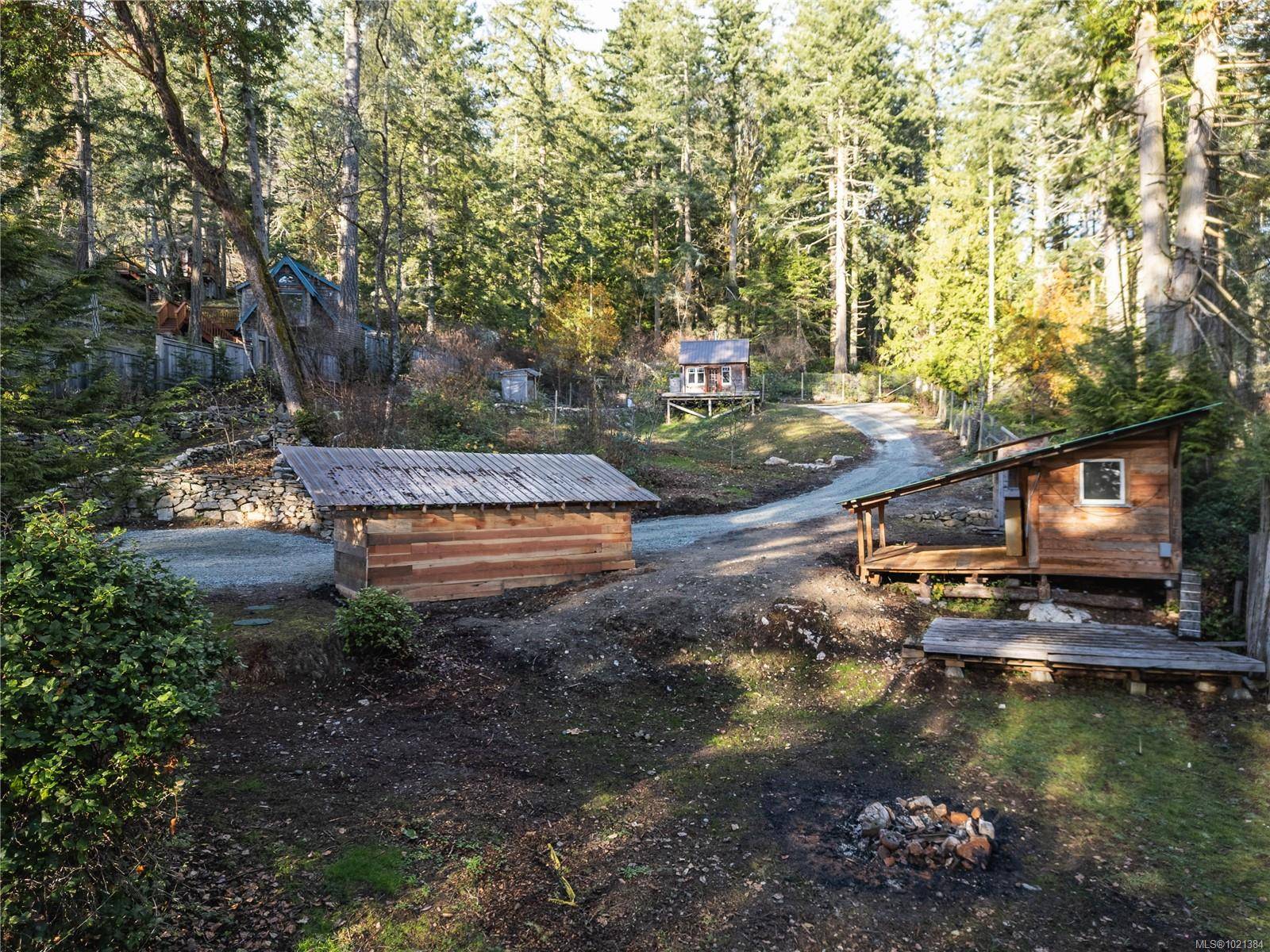 Salt Spring, BC V8K 1W6,220 Menhinick Dr