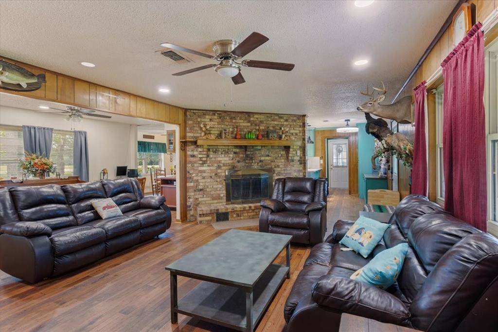 Paris, TX 75462,7717 Farm to Market 2648