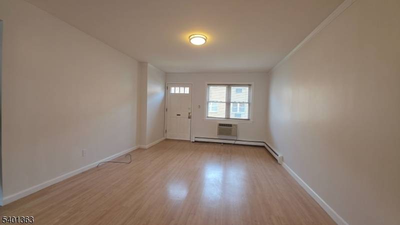 Belleville Twp., NJ 07109,725 Joralemon St #3