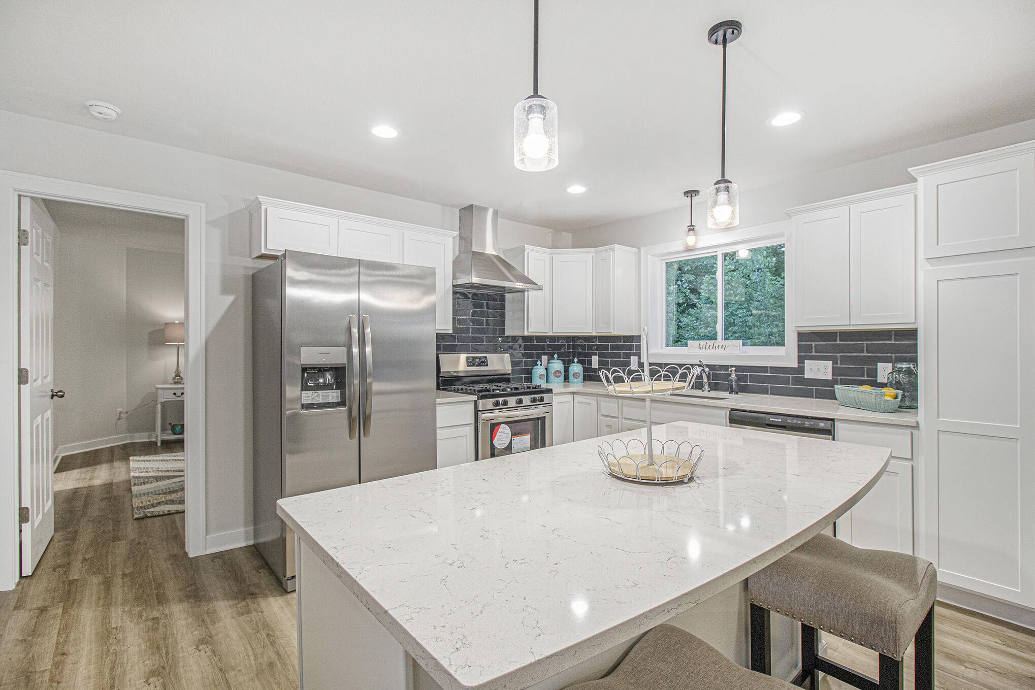 Caledonia, MI 49316,237 Warbler DR