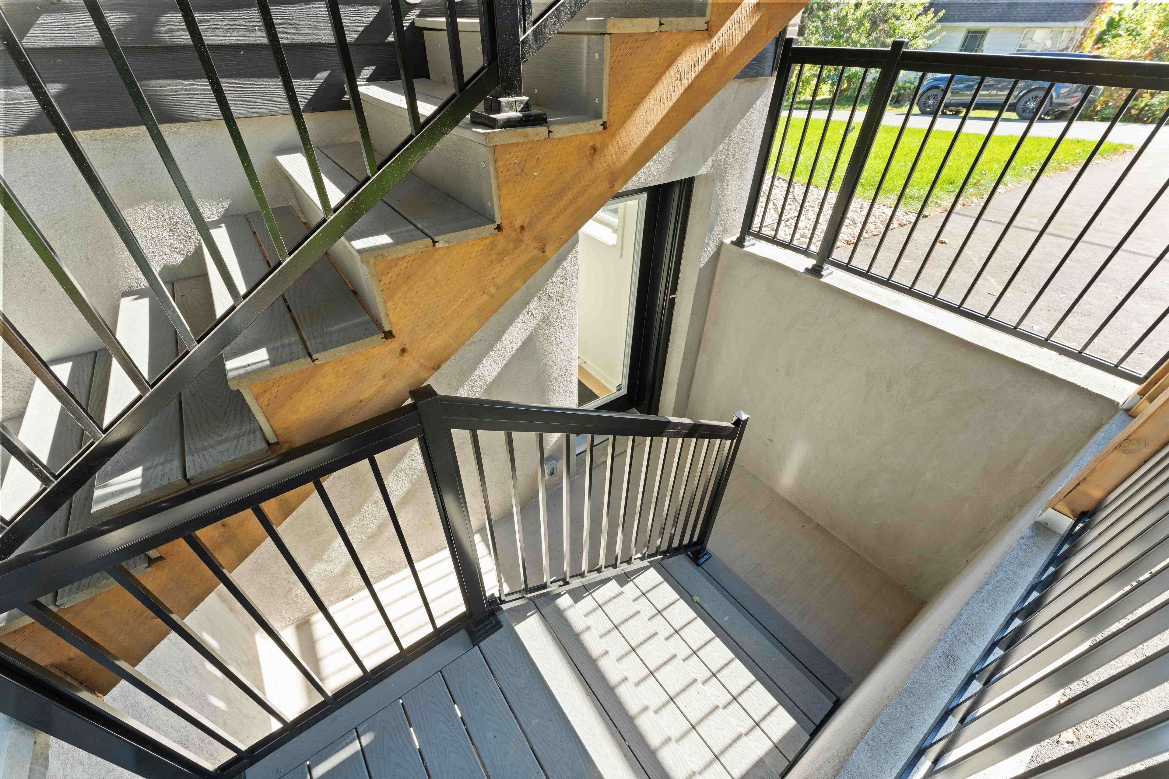 Britannia Heights - Queensway Terrace N And Area, ON K2B 5M4,844 Connaught AVE