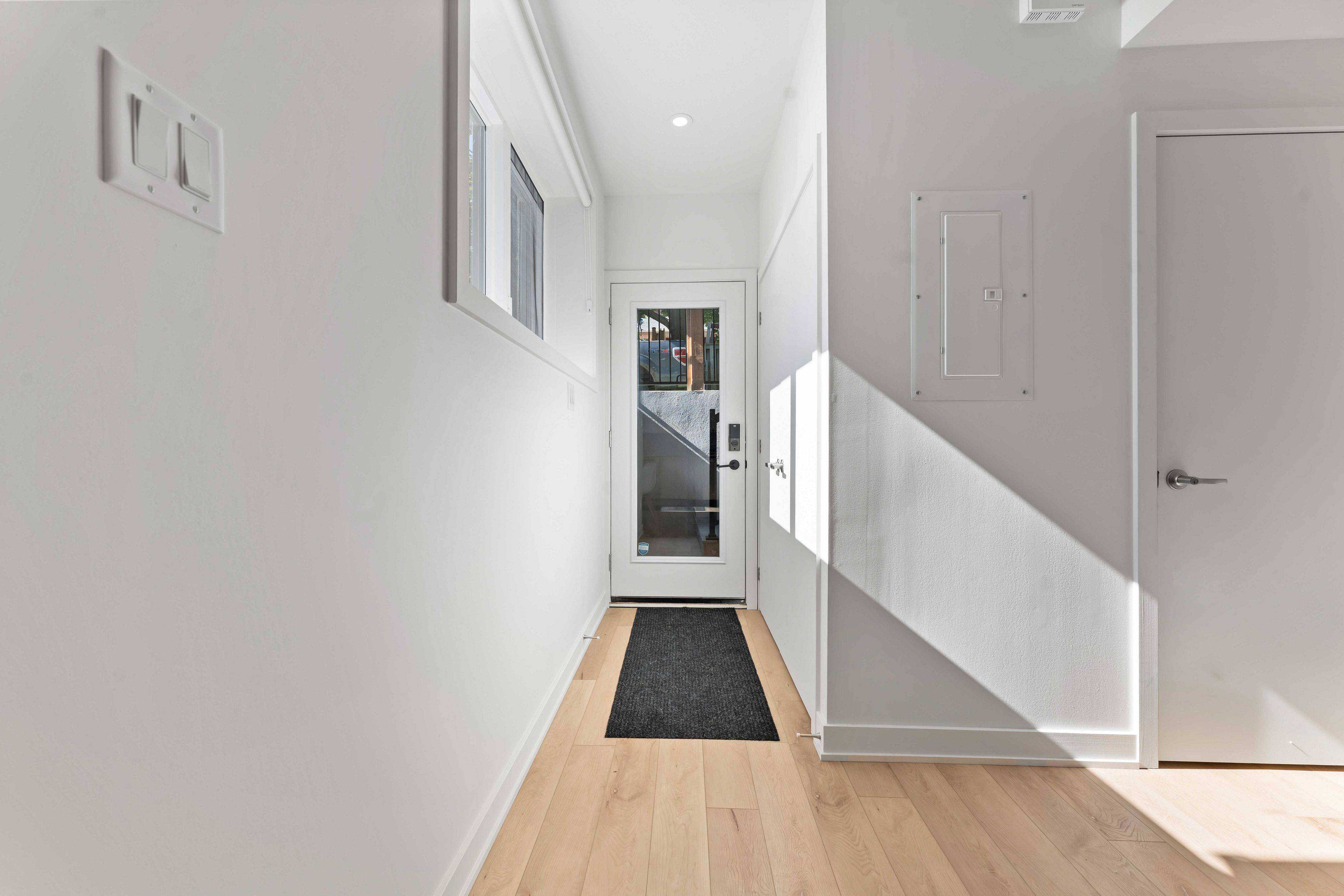 Britannia Heights - Queensway Terrace N And Area, ON K2B 5M4,844 Connaught AVE