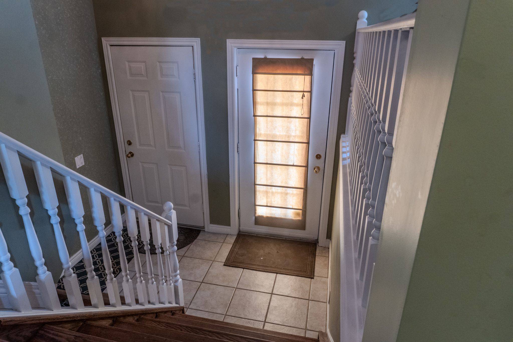 Windsor, ON N9A 5G9,185 Elm AVE