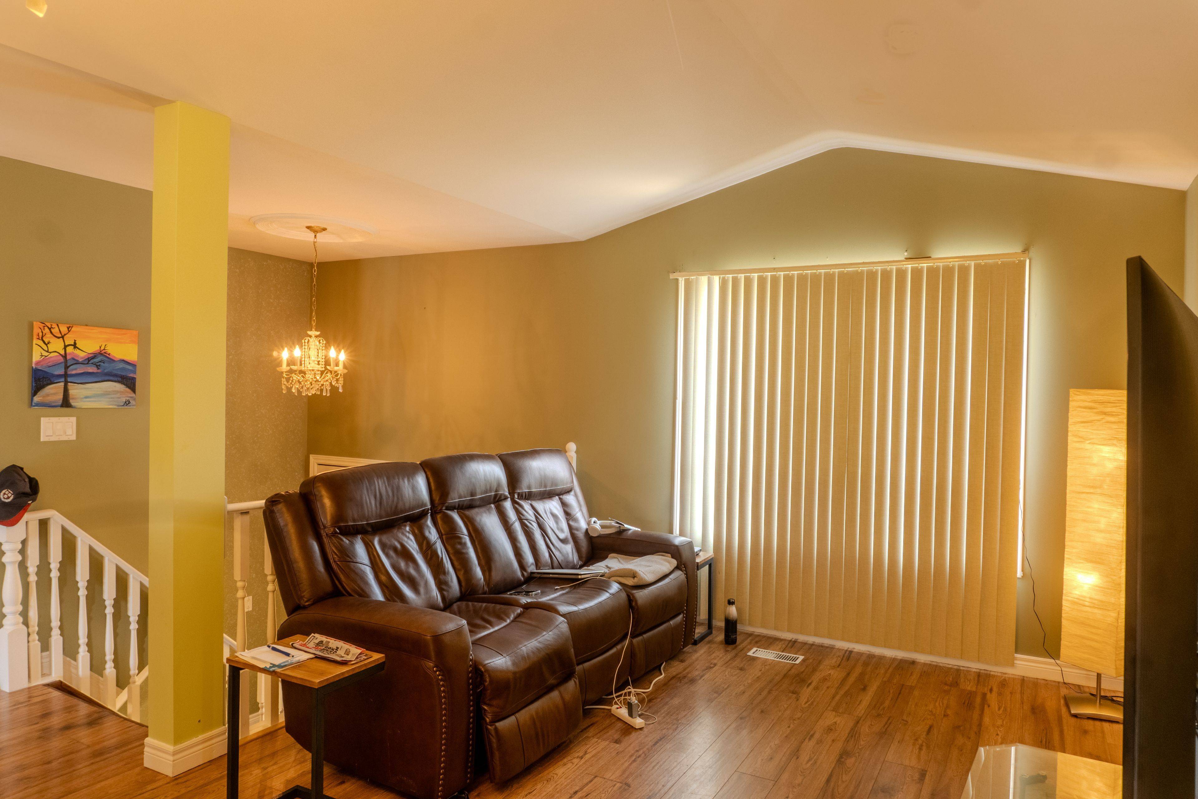 Windsor, ON N9A 5G9,185 Elm AVE