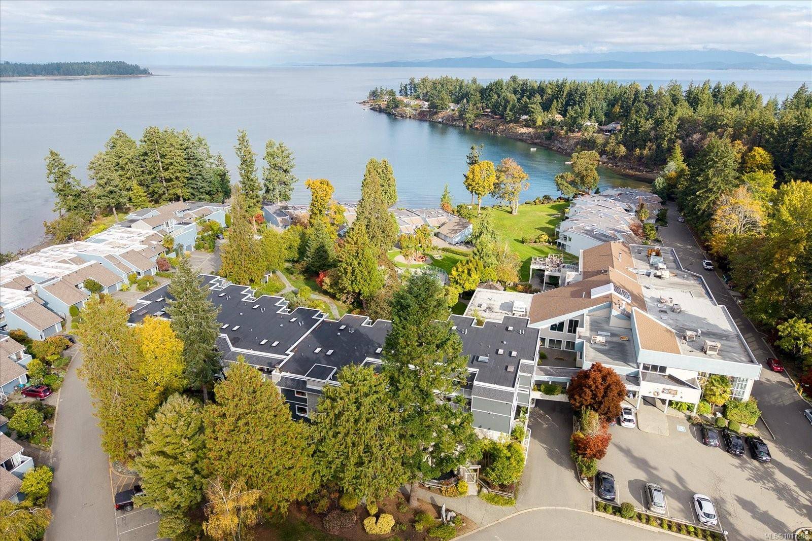 Nanoose Bay, BC V9P 9B7,1600 Stroulger Rd #712