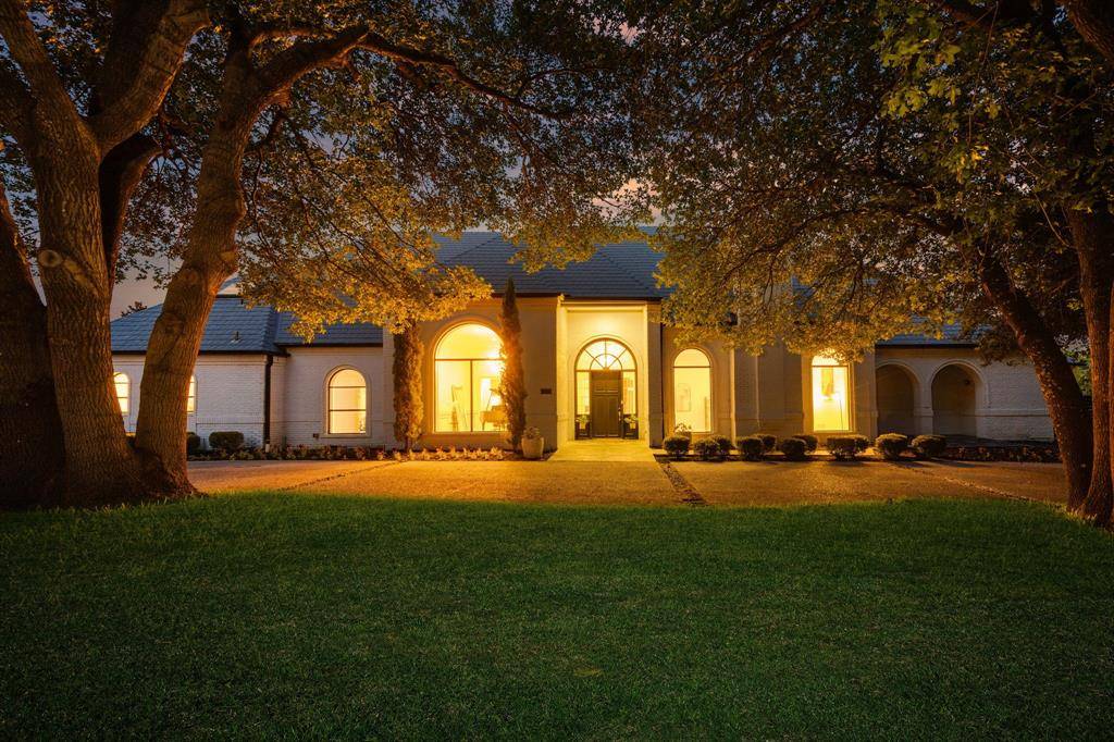 Dallas, TX 75254,14208 Hughes Lane