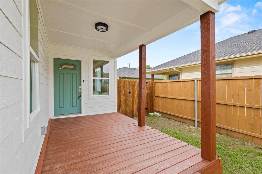 Denison, TX 75020,607 W Sears Street